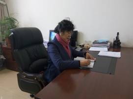 bevictor伟德官网-尤凤丽老师-工作照